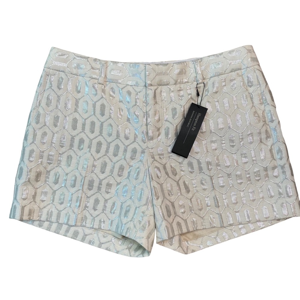 Banana Republic Hampton Fit Cream & Metallic Silver Print Shorts
